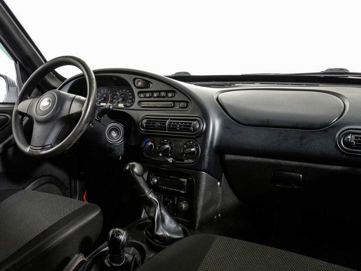 Chevrolet Niva, 2011 Фото №9