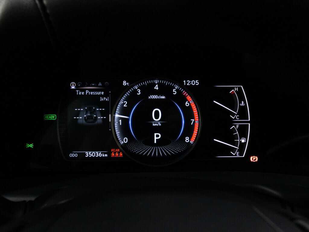 Lexus ES 300h, 2020 Фото №12