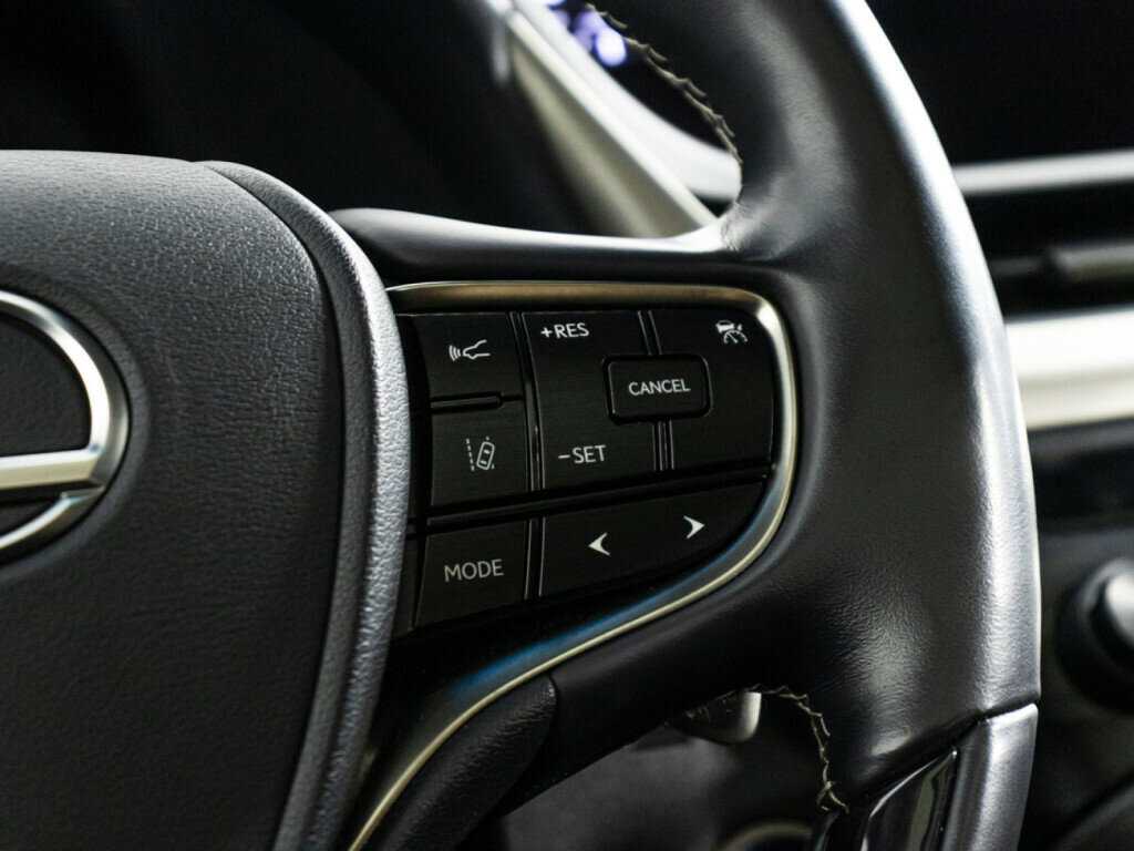 Lexus ES 300h, 2020 Фото №29