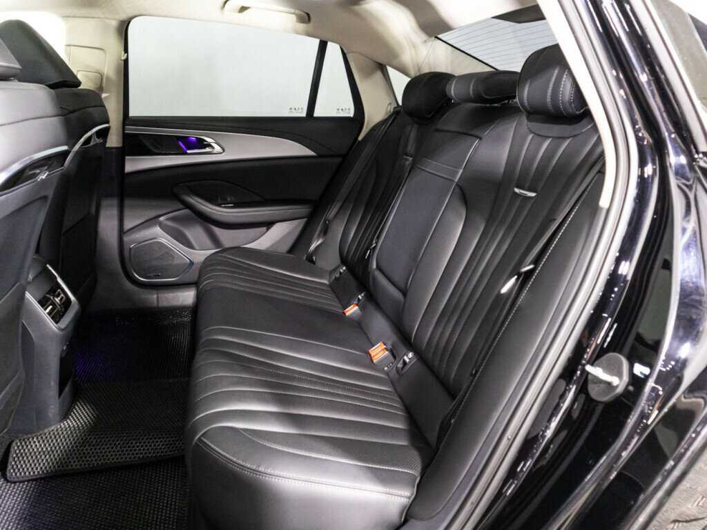 Hongqi H5, 2023 Фото №10