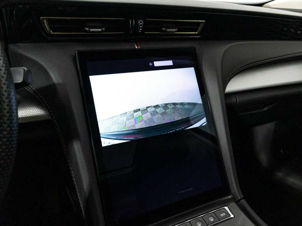 Hongqi H5, 2023 Фото №16