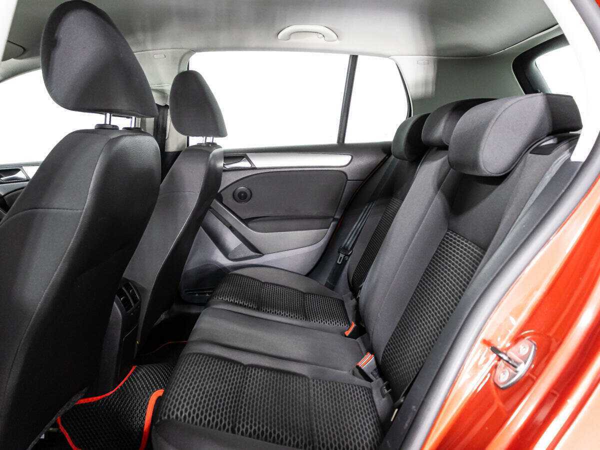Volkswagen Golf, 2011 Фото №10