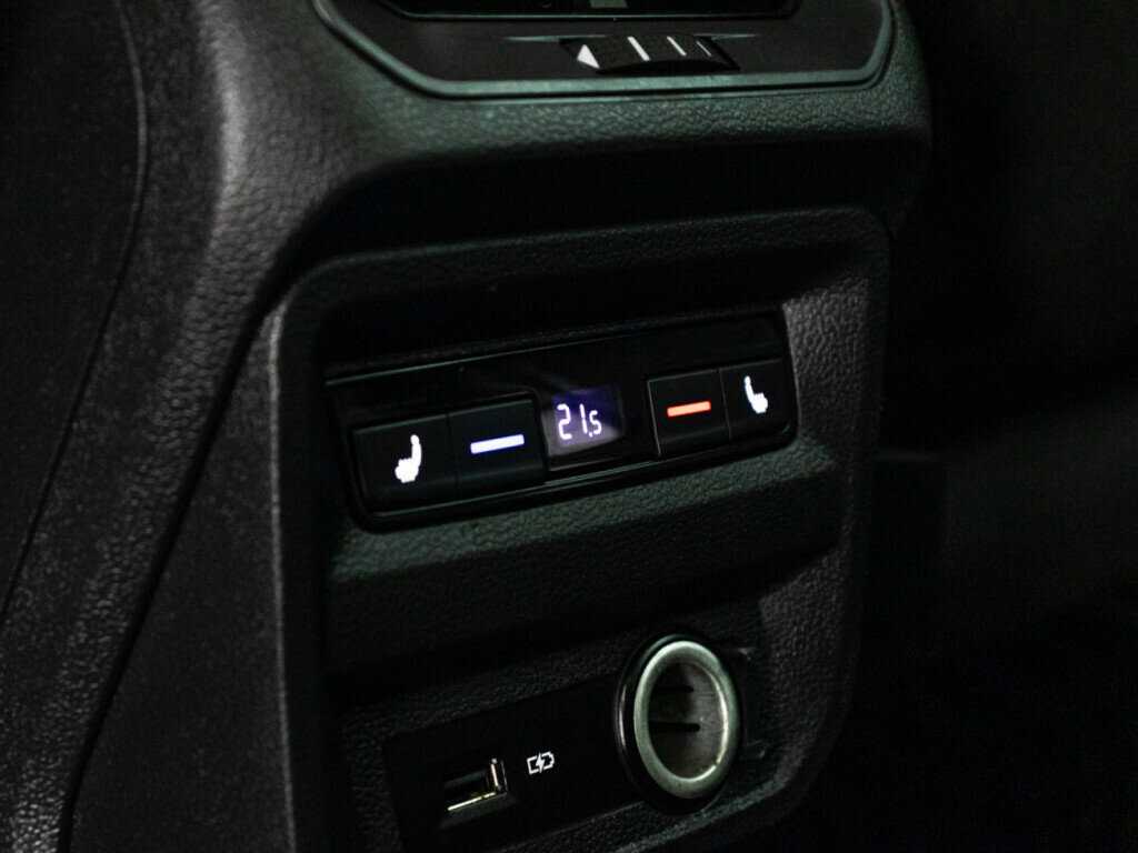 Volkswagen Tiguan, 2018 Фото №19