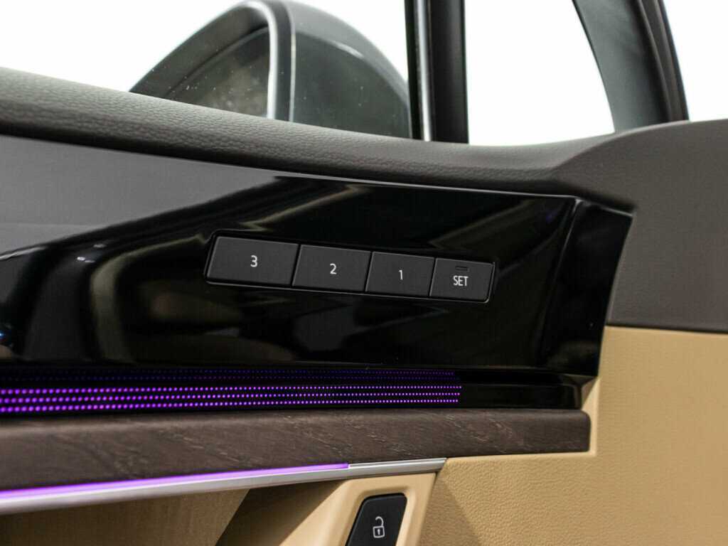 Volkswagen Touareg, 2020 Фото №23