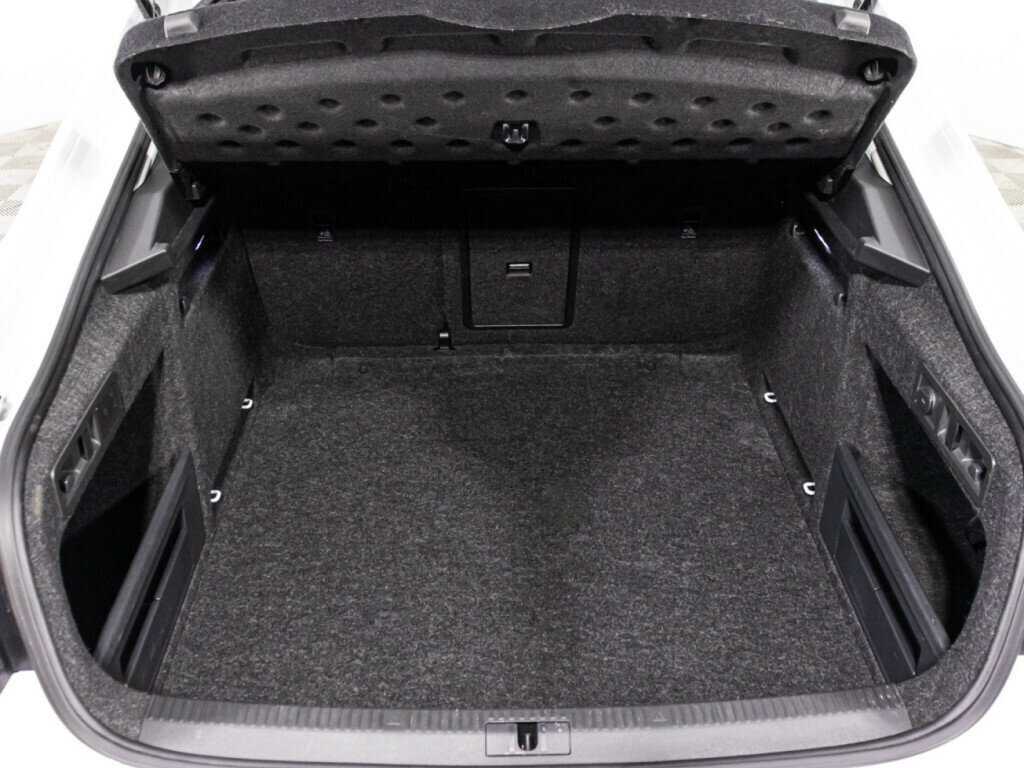 Skoda Superb, 2021 Фото №15