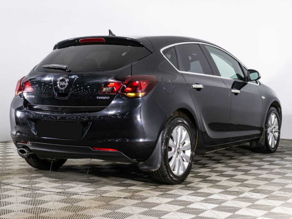 Opel Astra, 2010 - 146 992 км. | Фото №5