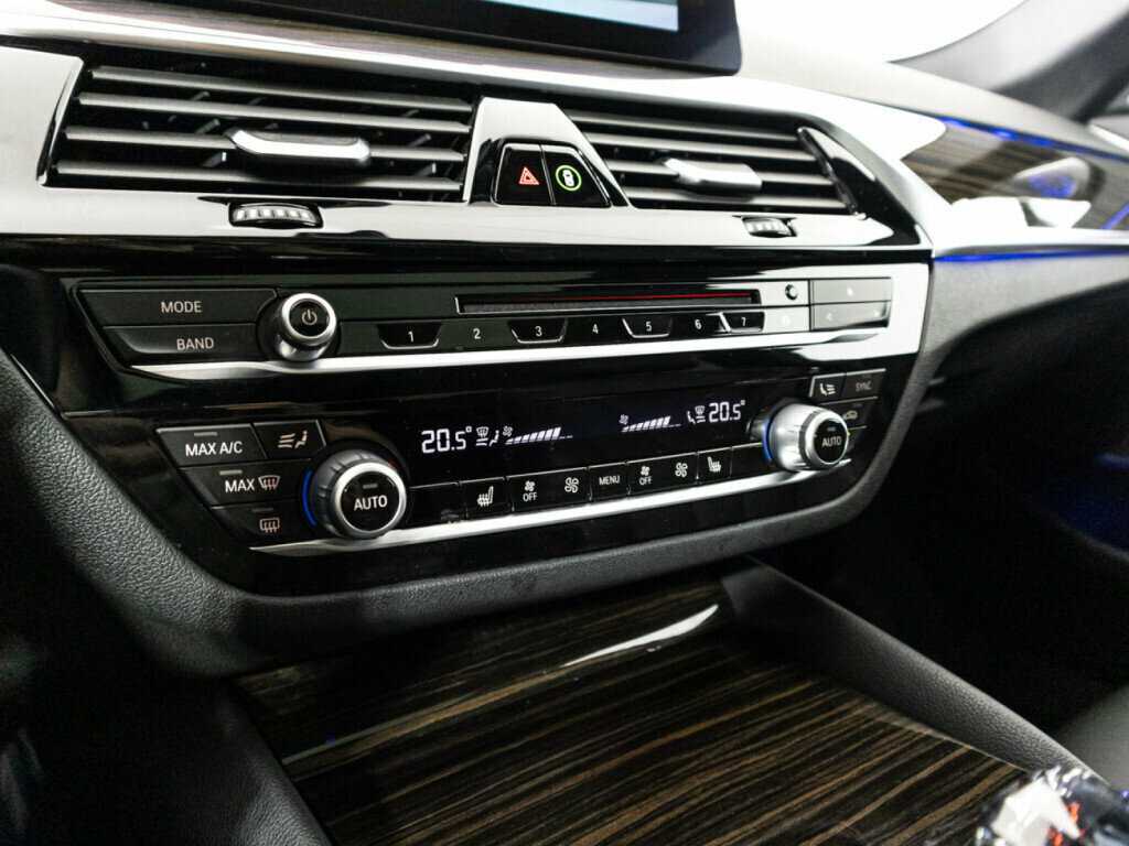 BMW 5 серии 530i, 2019 Фото №18