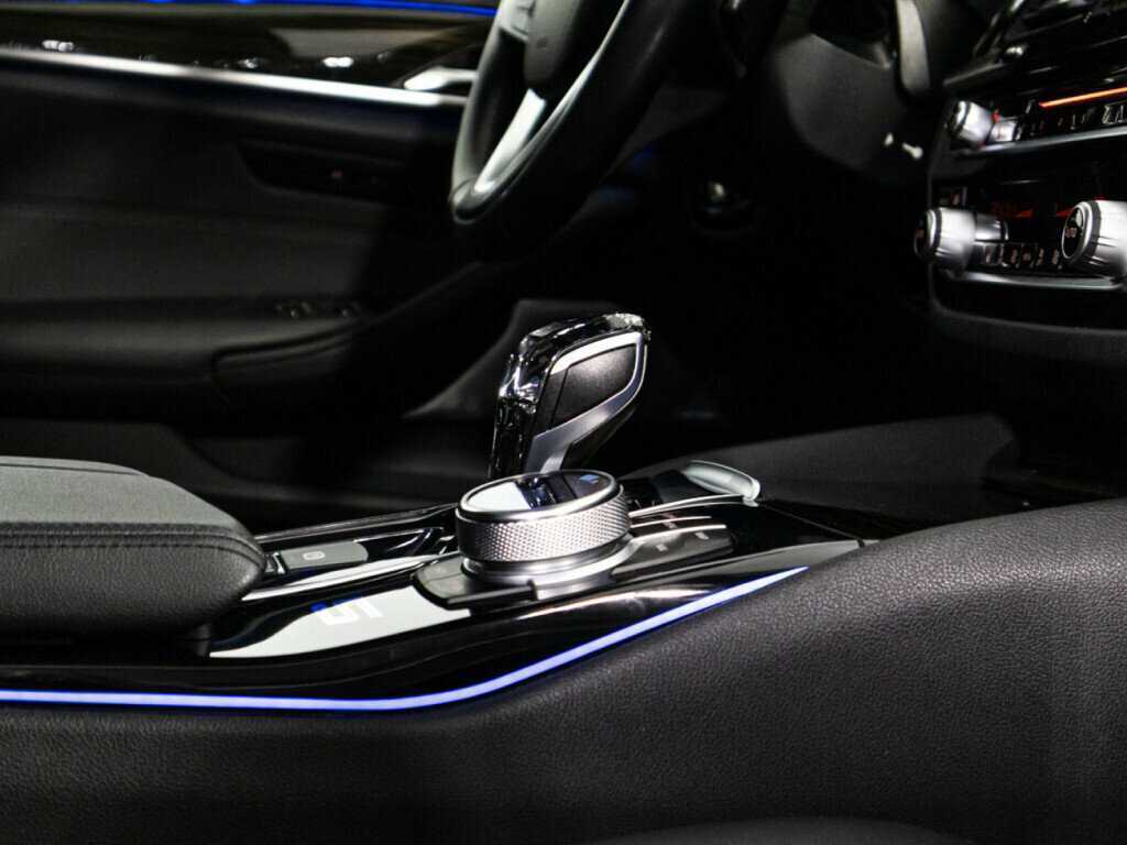 BMW 5 серии 530i, 2019 Фото №34