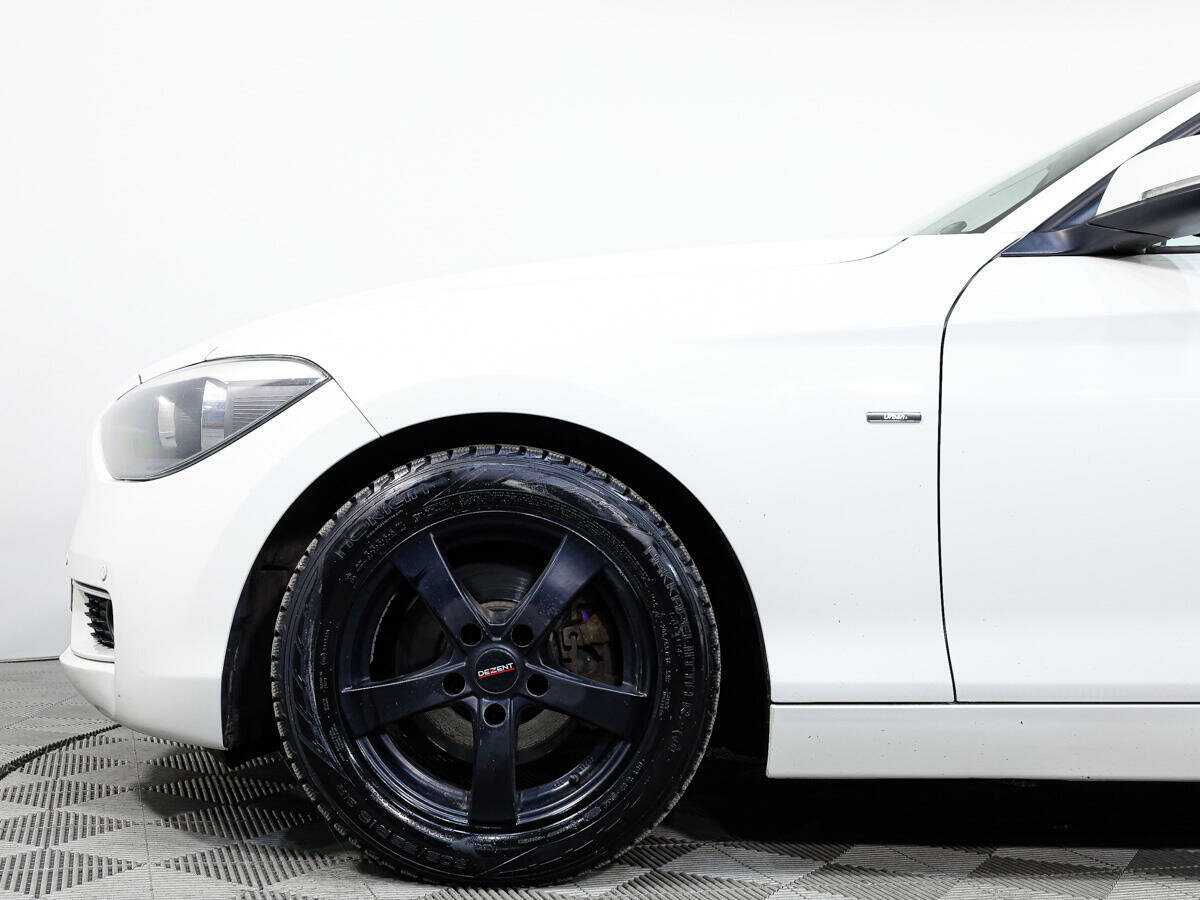 BMW 1 серии 118i, 2011 Фото №21