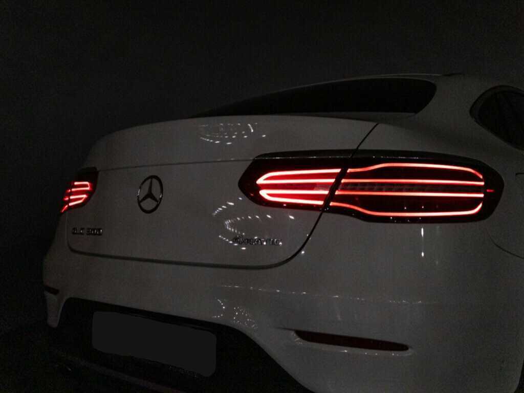 Mercedes-Benz GLC Coupe 300, 2018 Фото №26