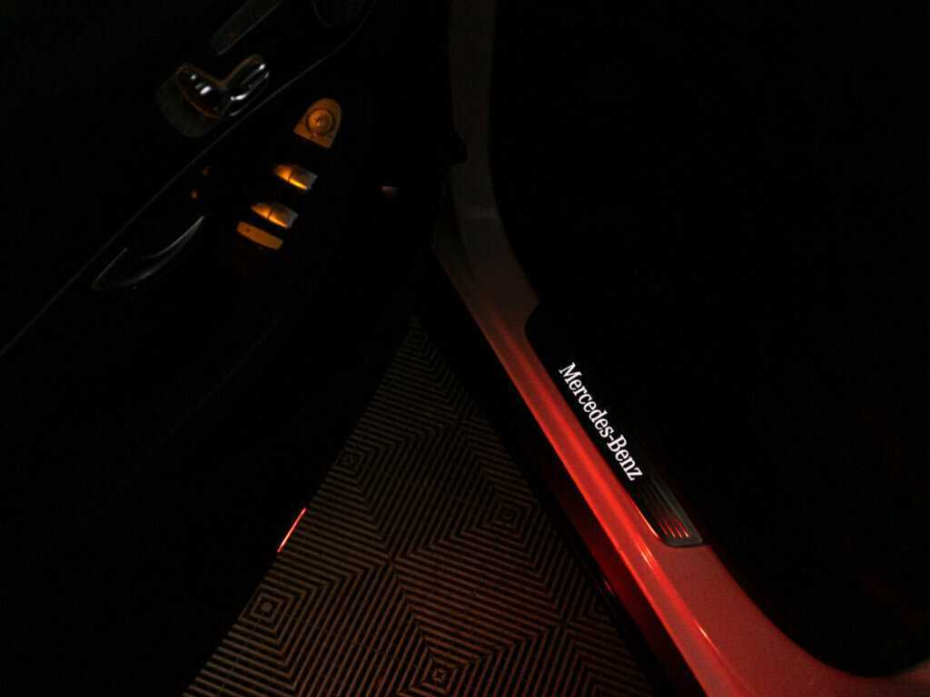 Mercedes-Benz GLC Coupe 300, 2018 Фото №29