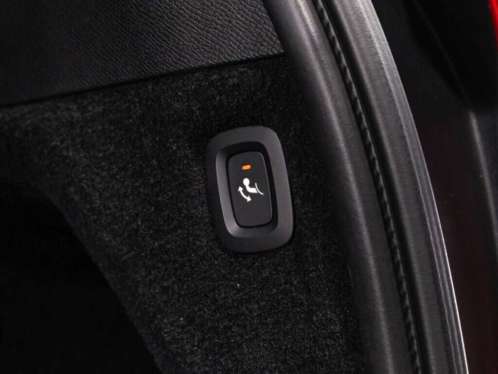 Volvo XC90 B5, 2020 Фото №16