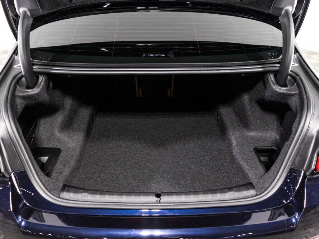 BMW 5 серии 520i, 2023 Фото №15