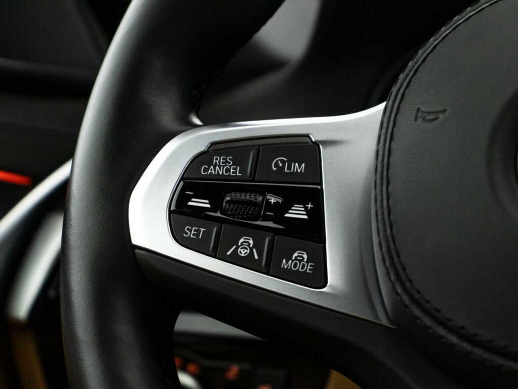 BMW 5 серии 520i, 2023 Фото №27