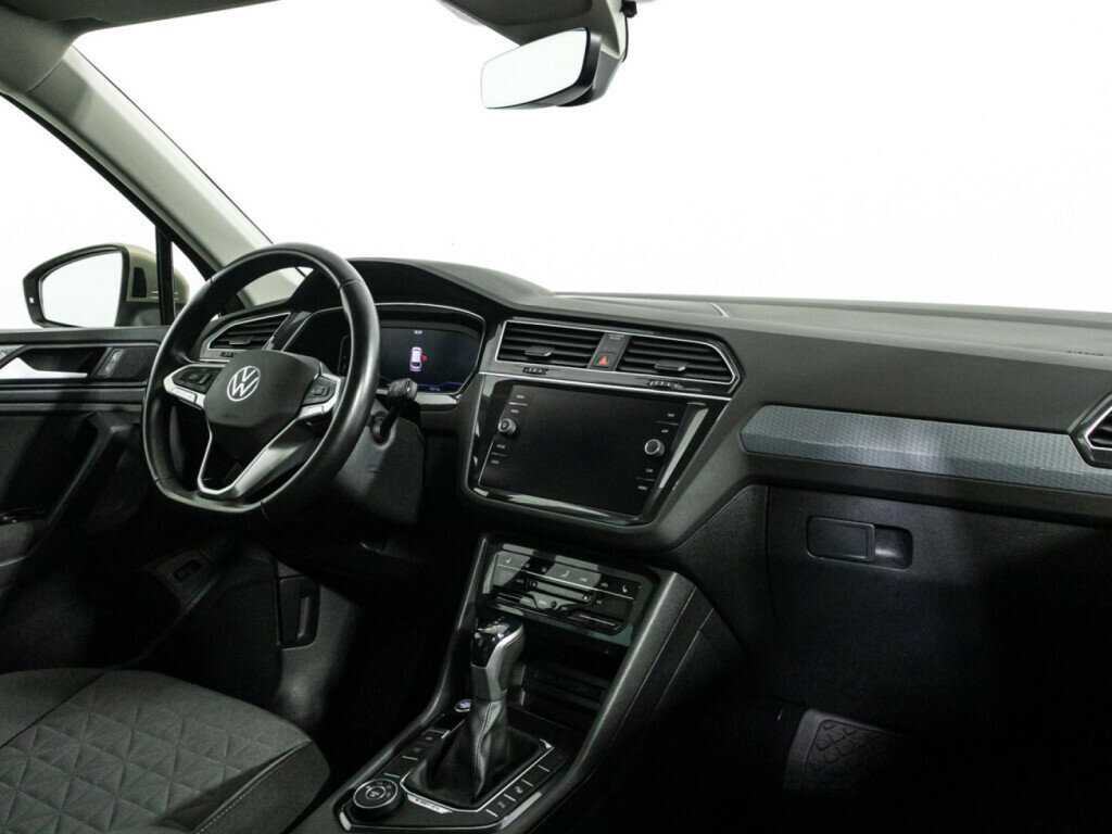 Volkswagen Tiguan, 2021 Фото №9