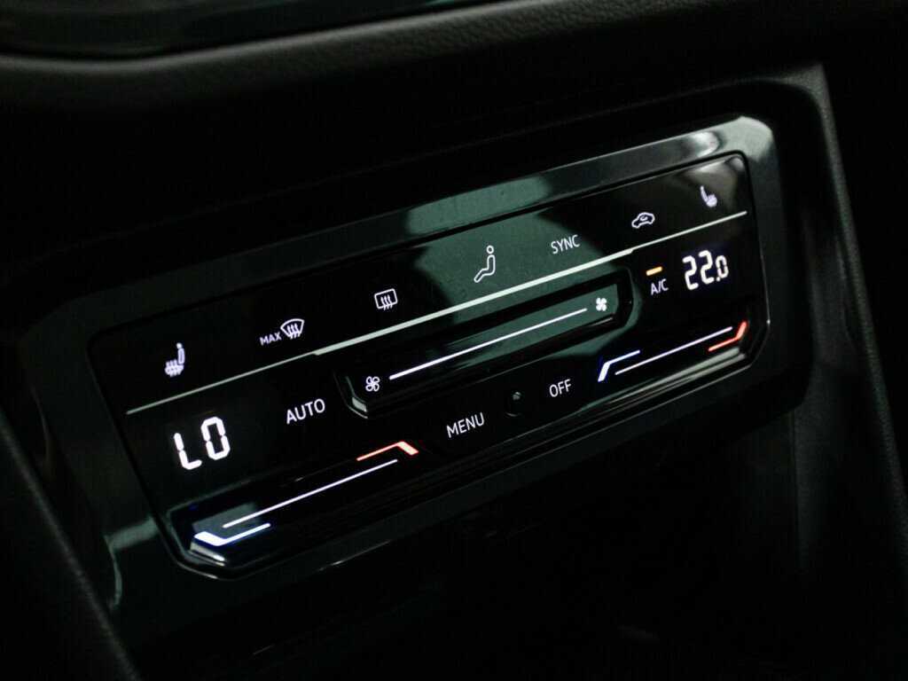 Volkswagen Tiguan, 2021 Фото №19