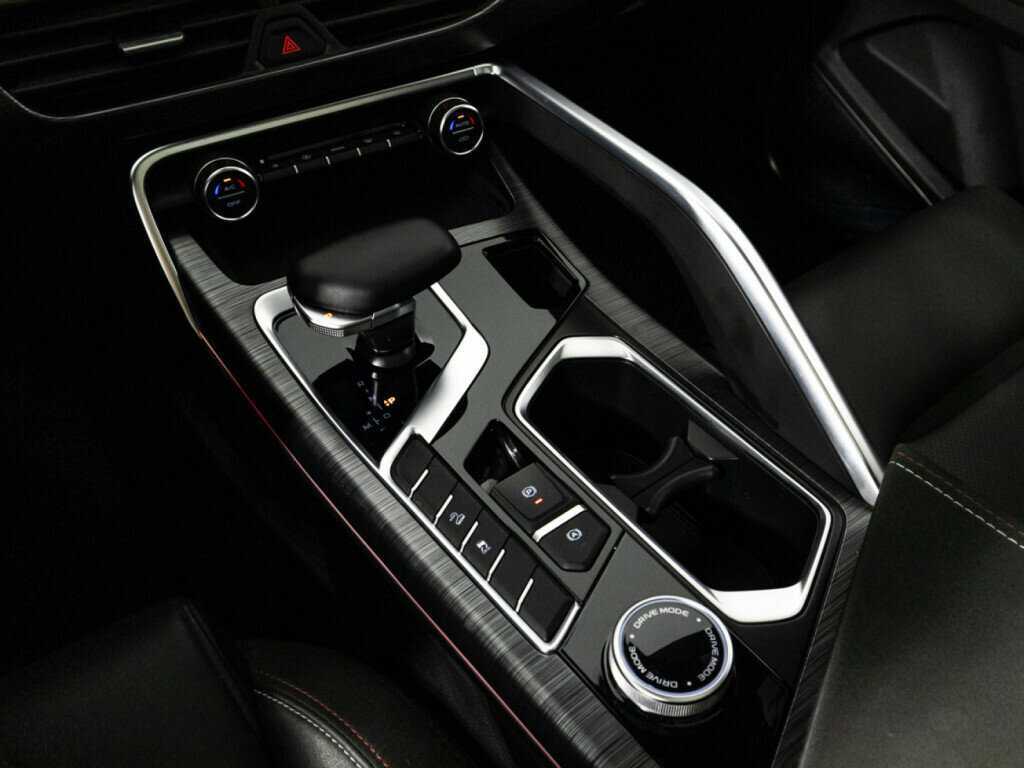 Geely Tugella, 2022 Фото №20