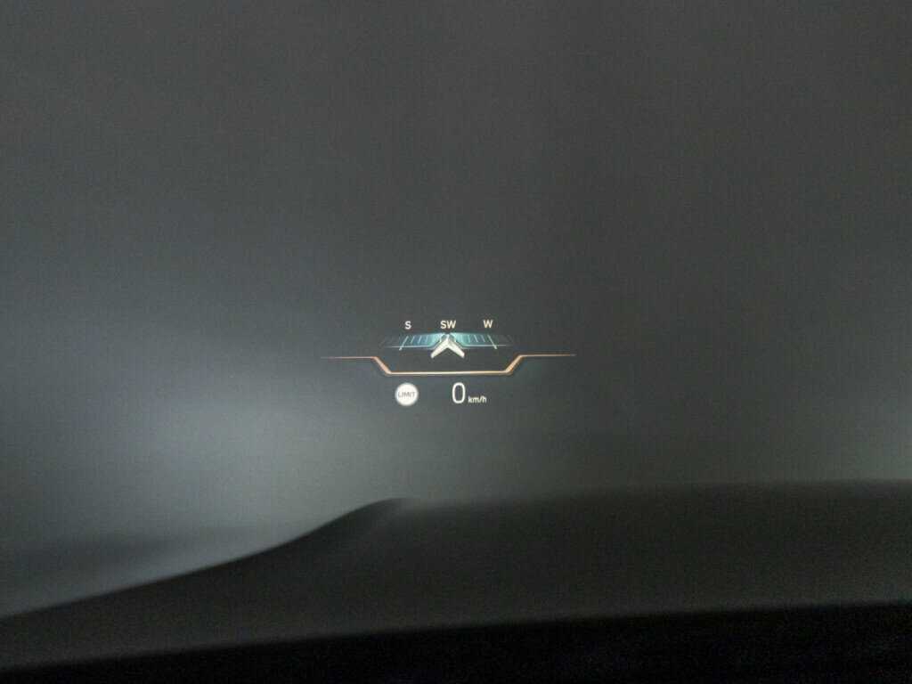 BMW 3 серии 320i, 2023 Фото №23