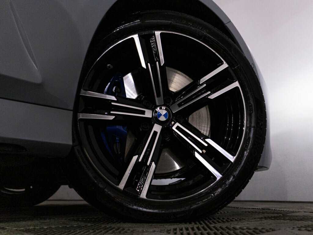 BMW 3 серии 320i, 2023 Фото №29
