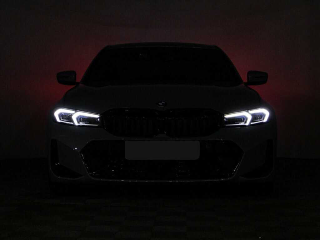 BMW 3 серии 320i, 2023 Фото №31