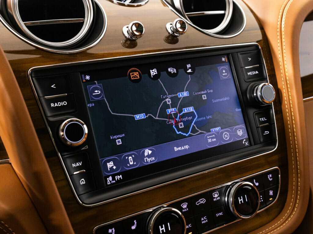 Bentley Bentayga, 2019 Фото №18