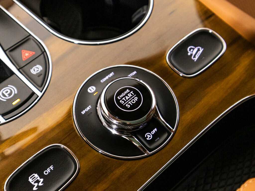 Bentley Bentayga, 2019 Фото №22