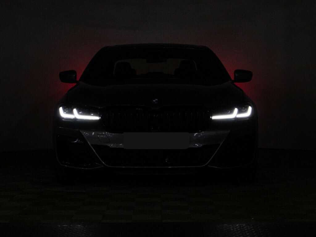 BMW 5 серии 530e xDrive, 2022 Фото №25