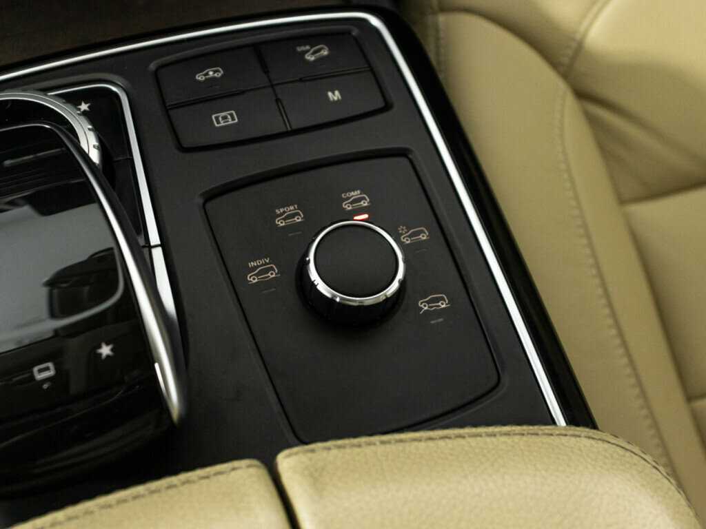 Mercedes-Benz GLS 350 d, 2016 Фото №21