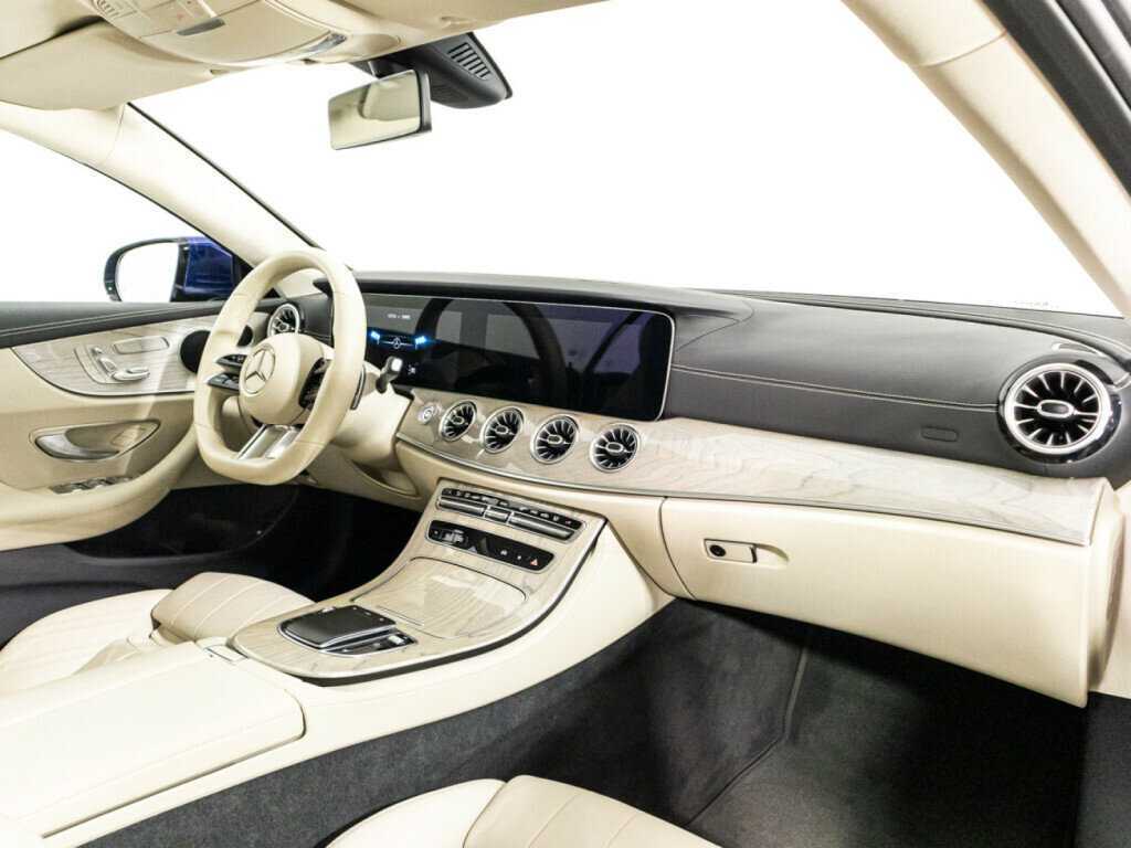 Mercedes-Benz E-Класс 200, 2021 Фото №9