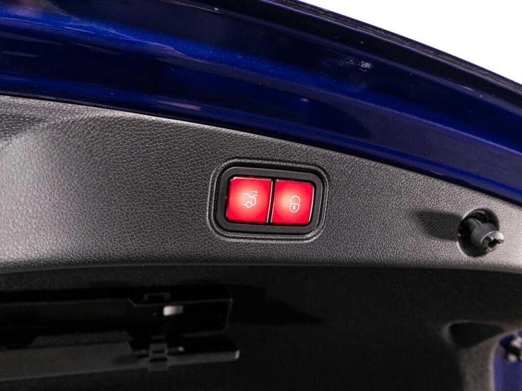 Mercedes-Benz E-Класс 200, 2021 Фото №16