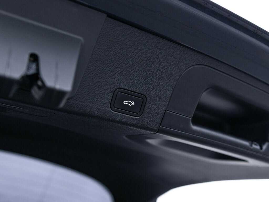 Geely Tugella, 2021 Фото №23