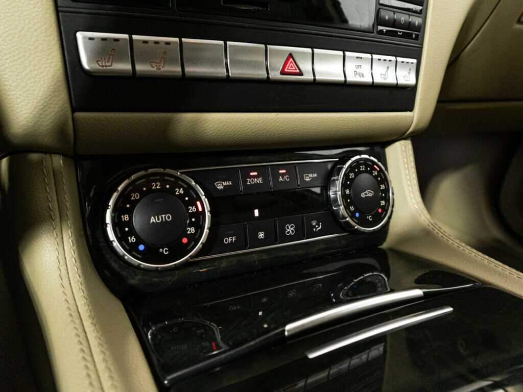 Mercedes-Benz CLS 350 CDI, 2013 Фото №17