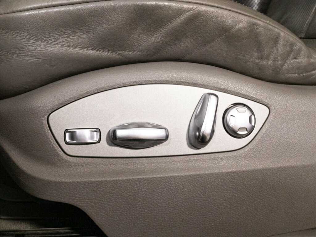 Porsche Cayenne Turbo, 2010 Фото №21