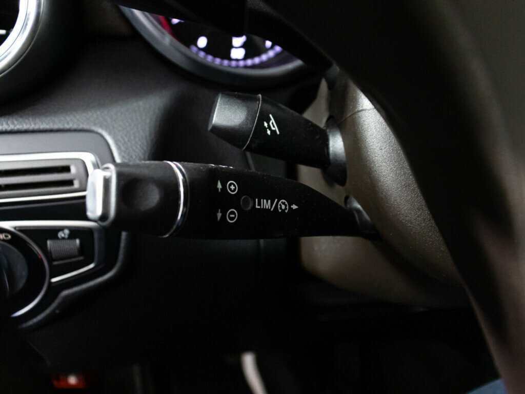 Mercedes-Benz GLC 300, 2015 Фото №23