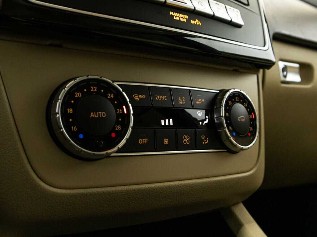 Mercedes-Benz GLE Coupe 350 d, 2016 Фото №21