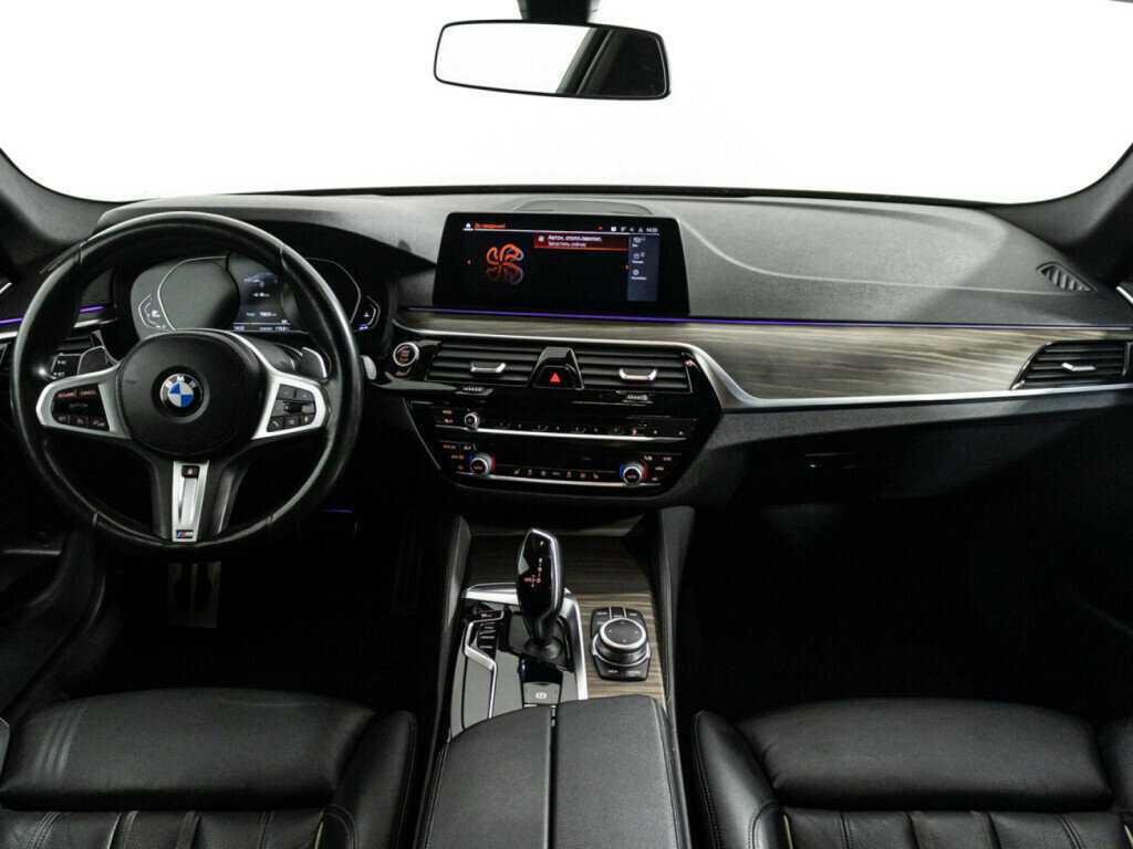 BMW 5 серии 520d xDrive, 2021 Фото №13