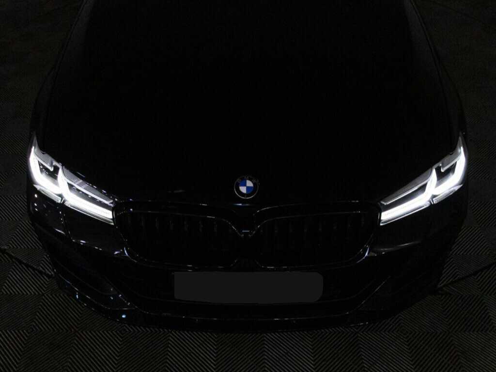 BMW 5 серии 520d xDrive, 2021 Фото №33