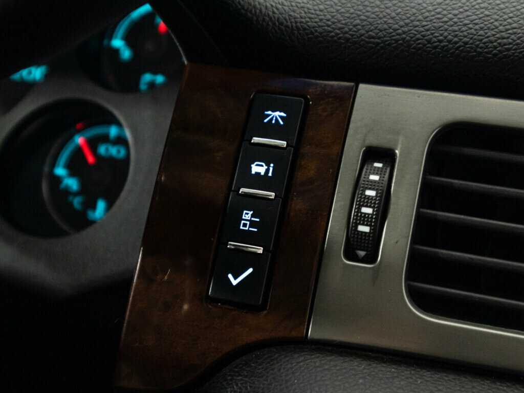 Chevrolet Tahoe 6AT, 2011 Фото №19