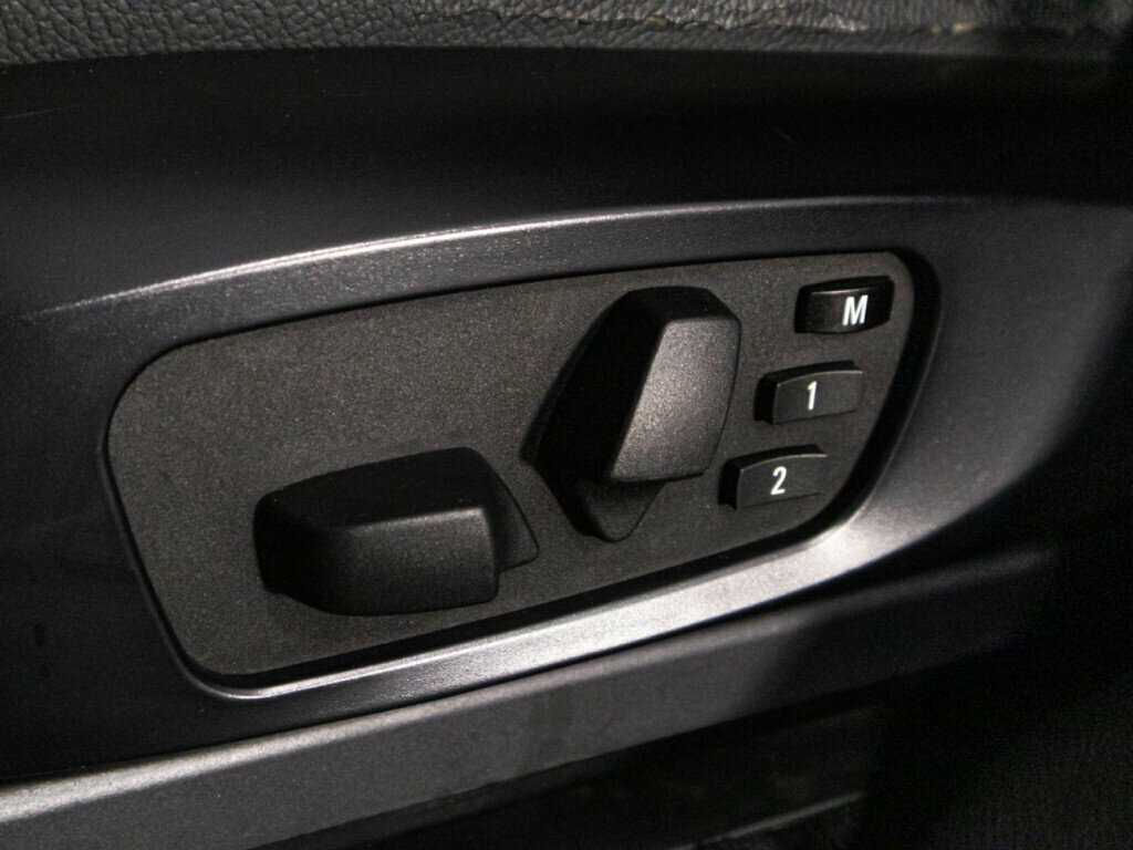 BMW X3 28i xDrive, 2011 Фото №20