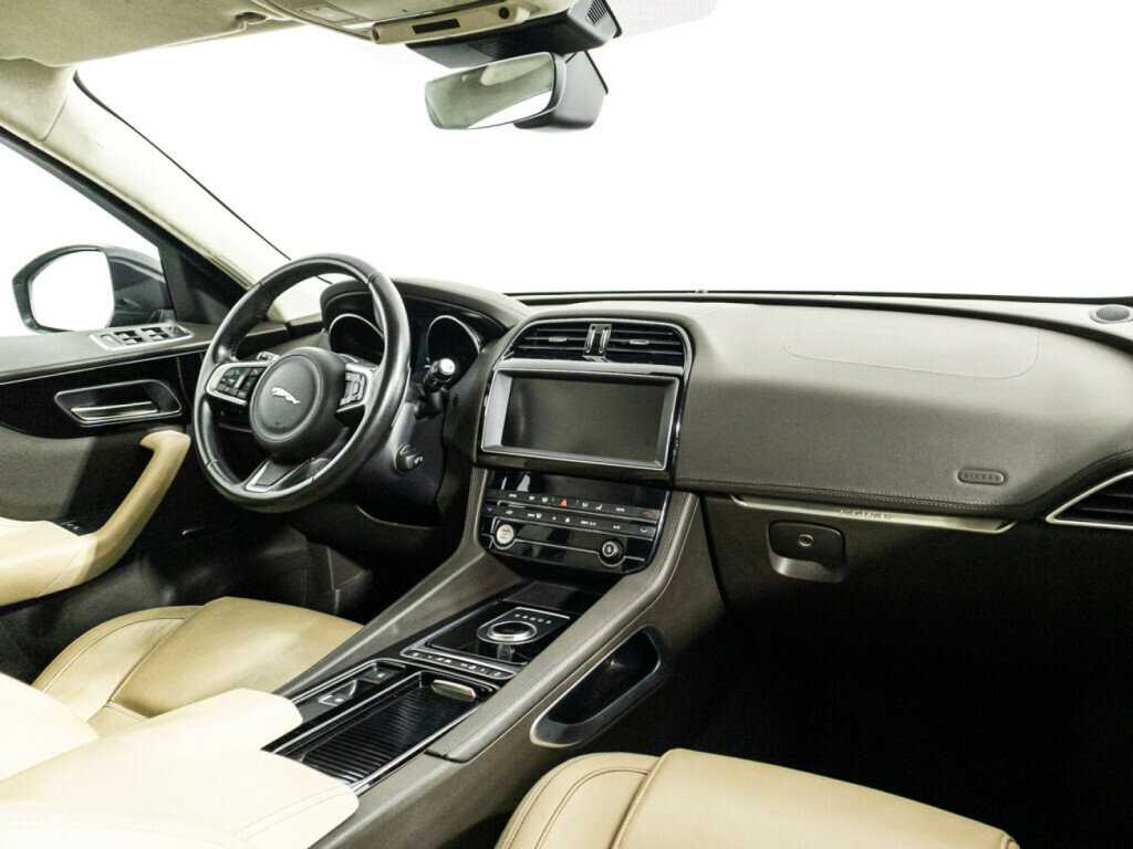 Jaguar F-Pace, 2018 Фото №9