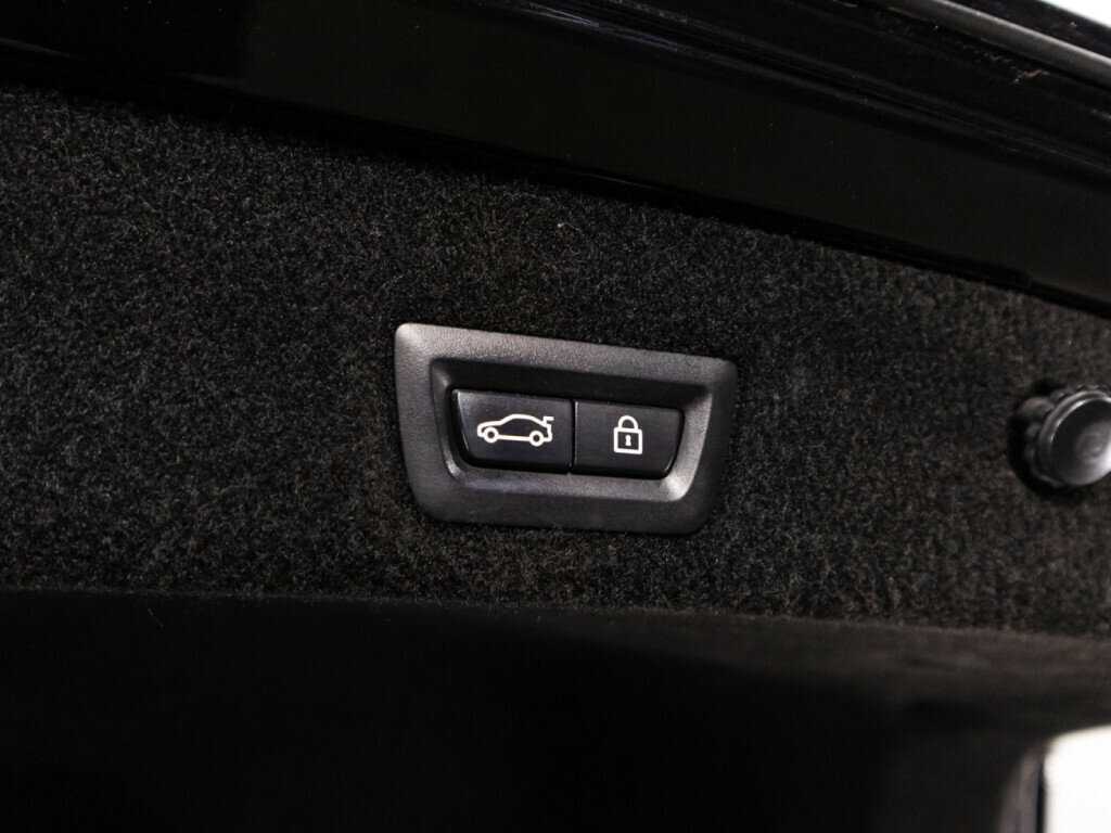 BMW 7 серии Long 730Ld xDrive, 2016 Фото №16