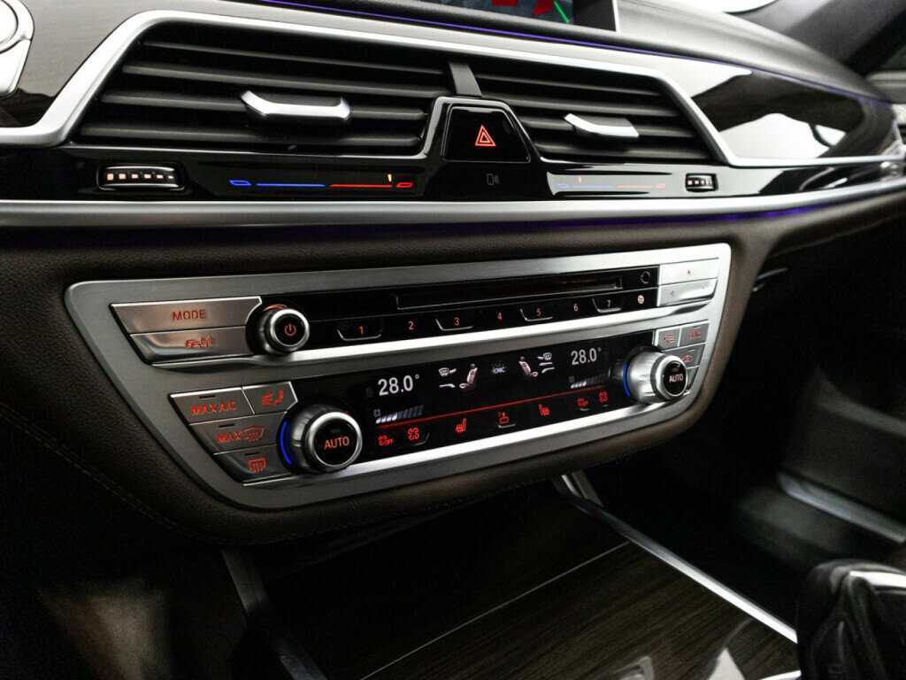 BMW 7 серии Long 730Ld xDrive, 2016 Фото №19