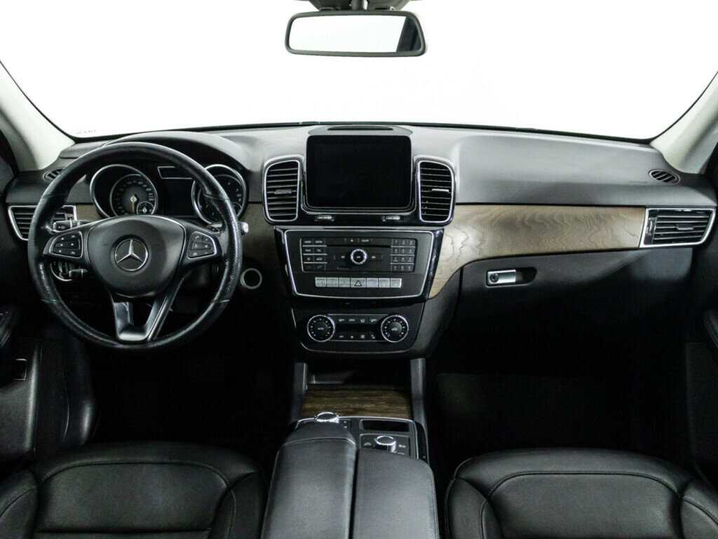 Mercedes-Benz GLE 400, 2016 Фото №13