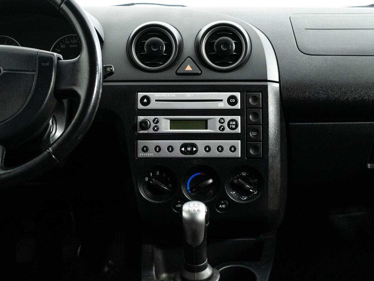 Ford Fiesta, 2005 Фото №14