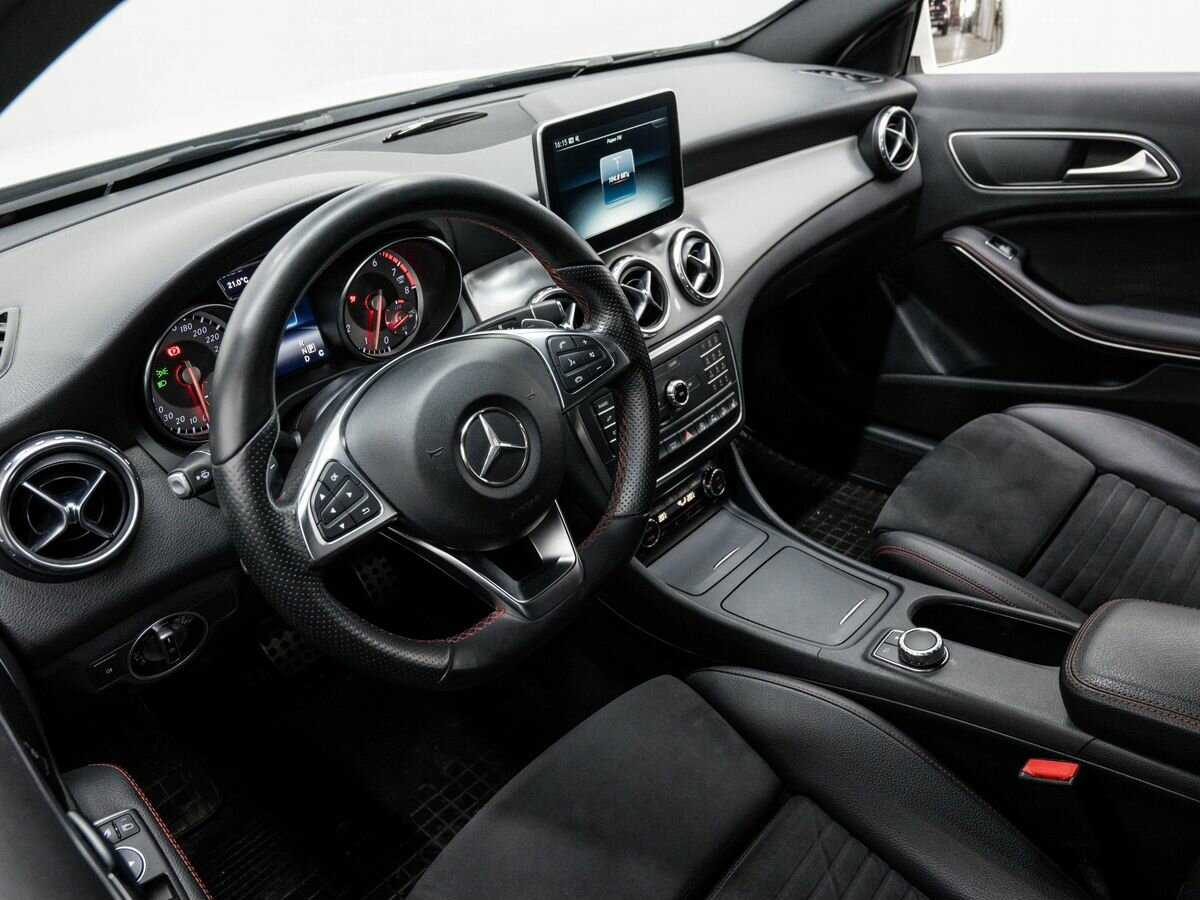 Mercedes-Benz GLA 250, 2016 Фото №15