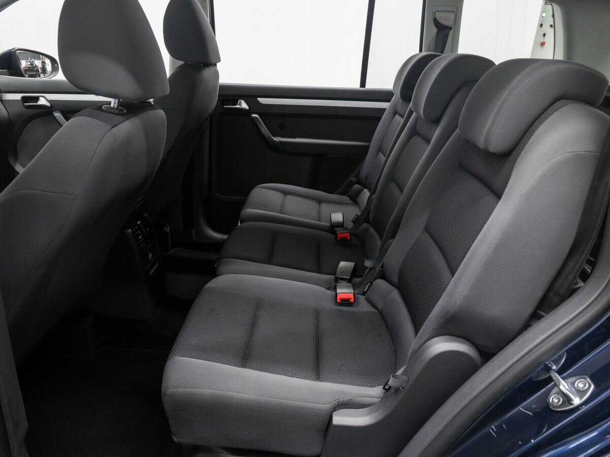 Volkswagen Touran, 2012 Фото №13