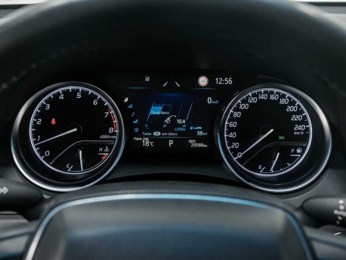 Toyota Camry, 2022 Фото №24