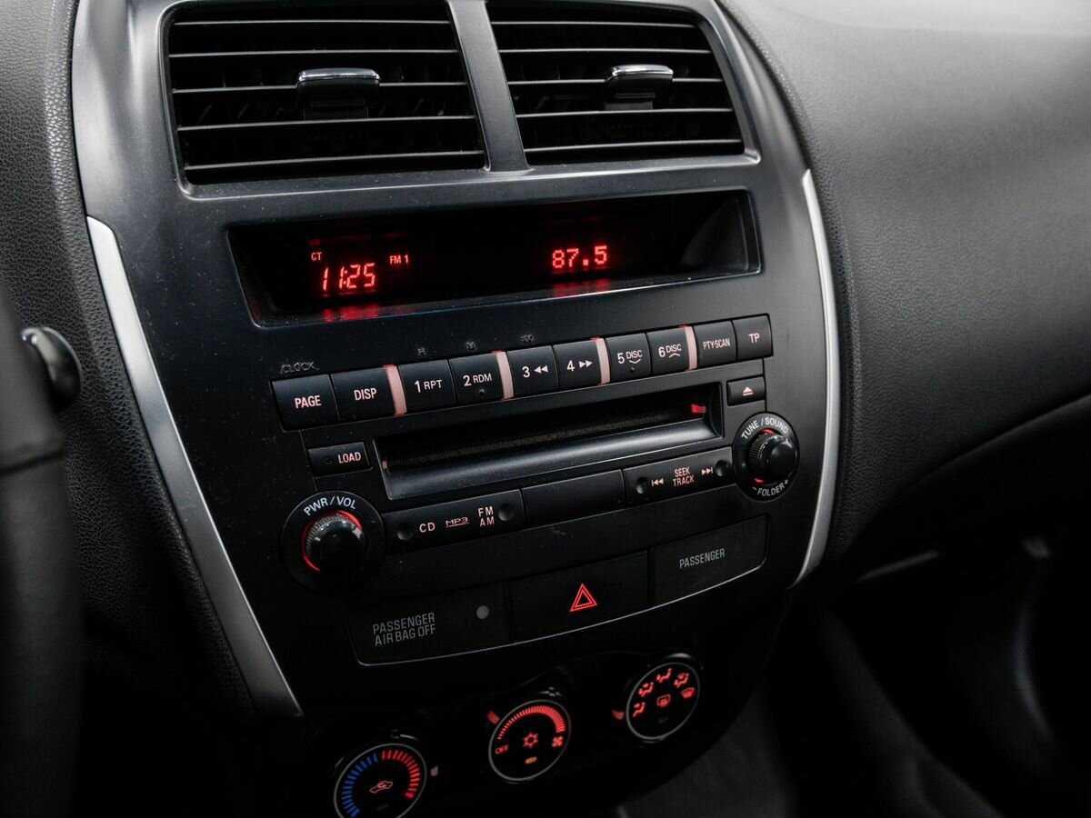 Mitsubishi ASX, 2010 Фото №17