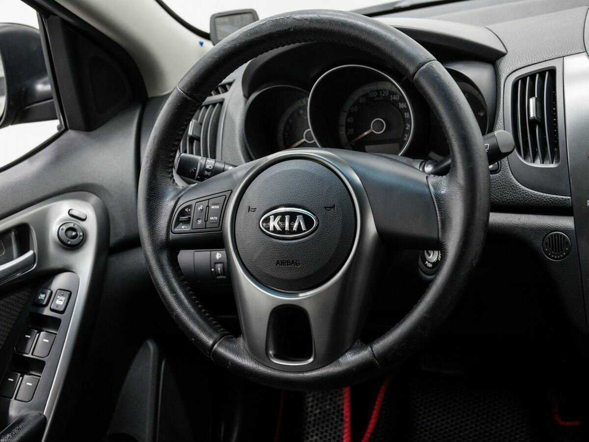 Kia Cerato 6-speed, 2011 Фото №12