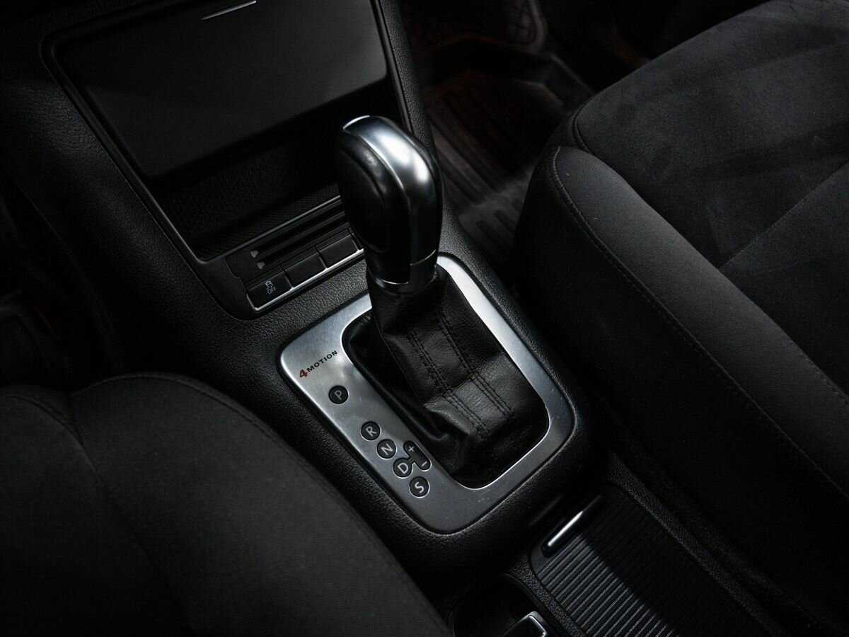 Volkswagen Tiguan, 2011 Фото №18